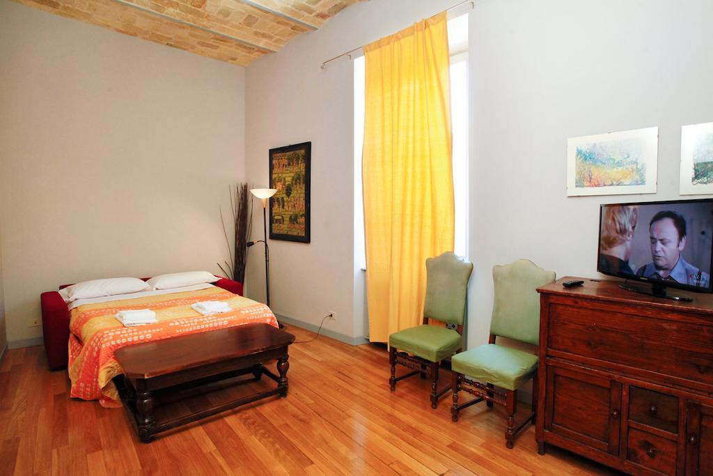 Apartamento Colosseo And - City Centre Roma